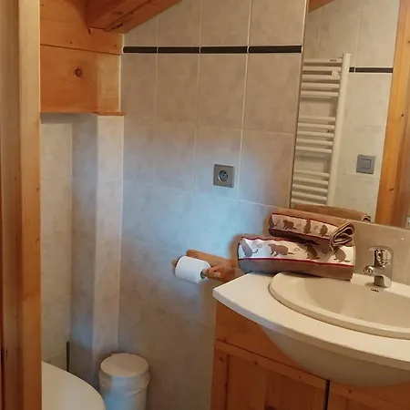 Chalet Spacieux Avec Wi-fi Et Parking, Animaux Admis Les Gets